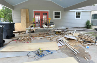 Sidelined By An Injury – Addicted 2 Decorating®