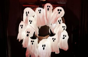 How to DIY the Viral Pottery Barn Inspired Ghost Wreath {Video} | Thrifty Decor Chick