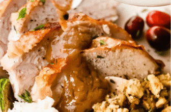 Turkey Gravy from Pan Drippings – Quick and Simple