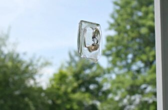 How To Remove Broken 3M Command Strips With NO Damage | Thrifty Decor Chick